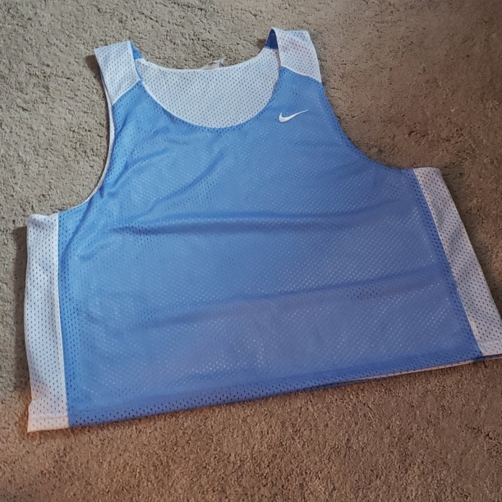 Nike reversible lacrosse pinnie